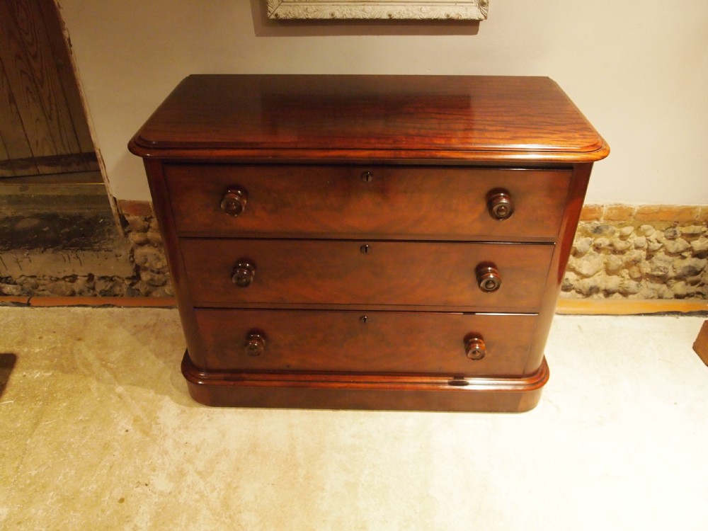 Chest of drawers fine quality Plum Pudding Mahogany Victorian c1850 View XI