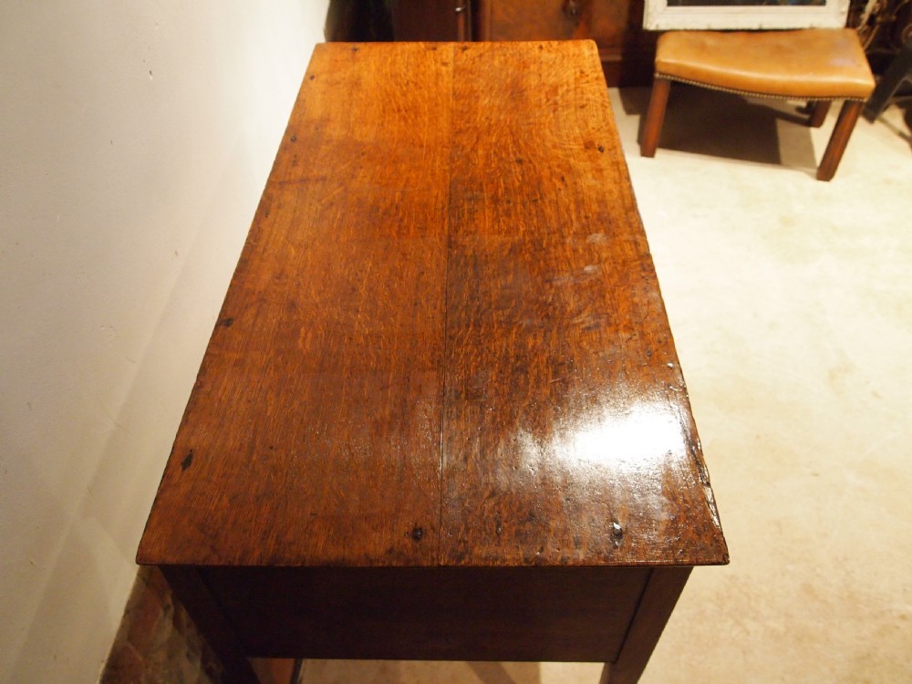 Table lowboy hall lamp George III Oak c1770 View III