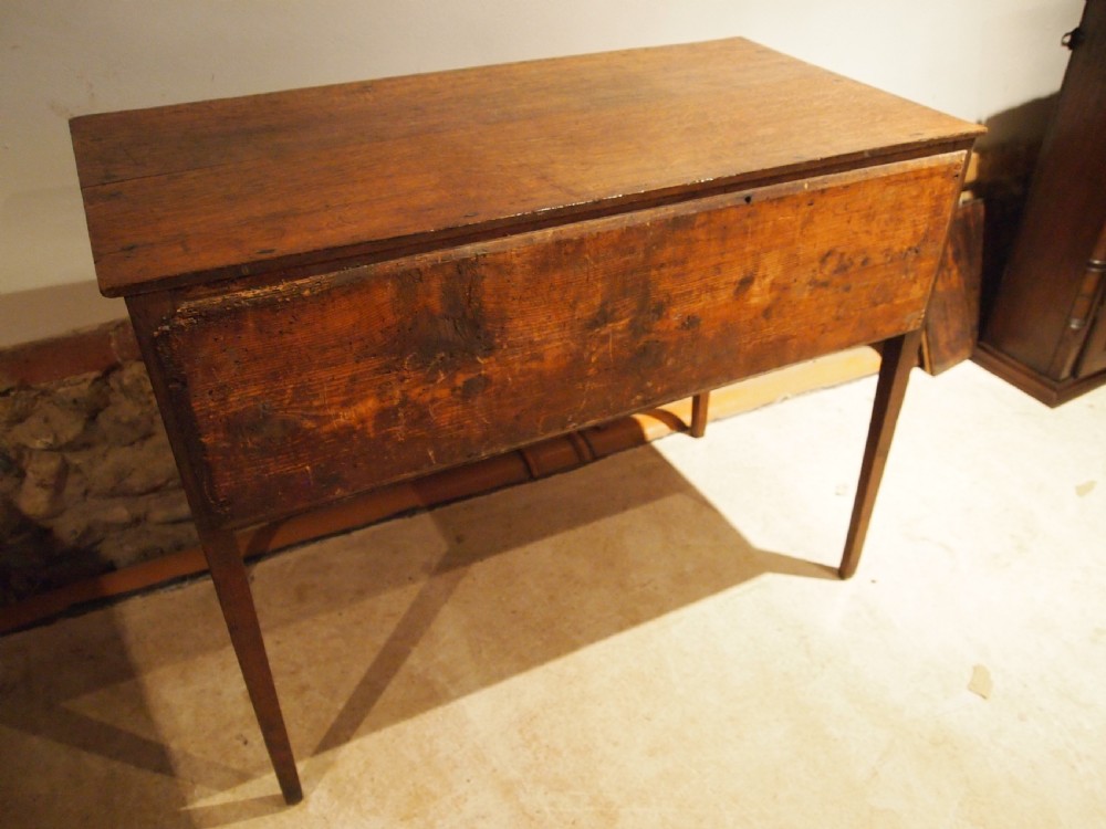 Table lowboy hall lamp George III Oak c1770 View XI