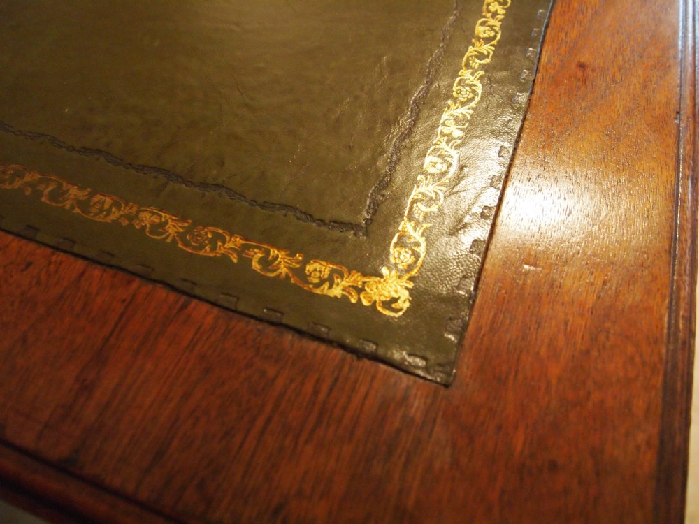 Desk fine Victorian Walnut c1880 View VII