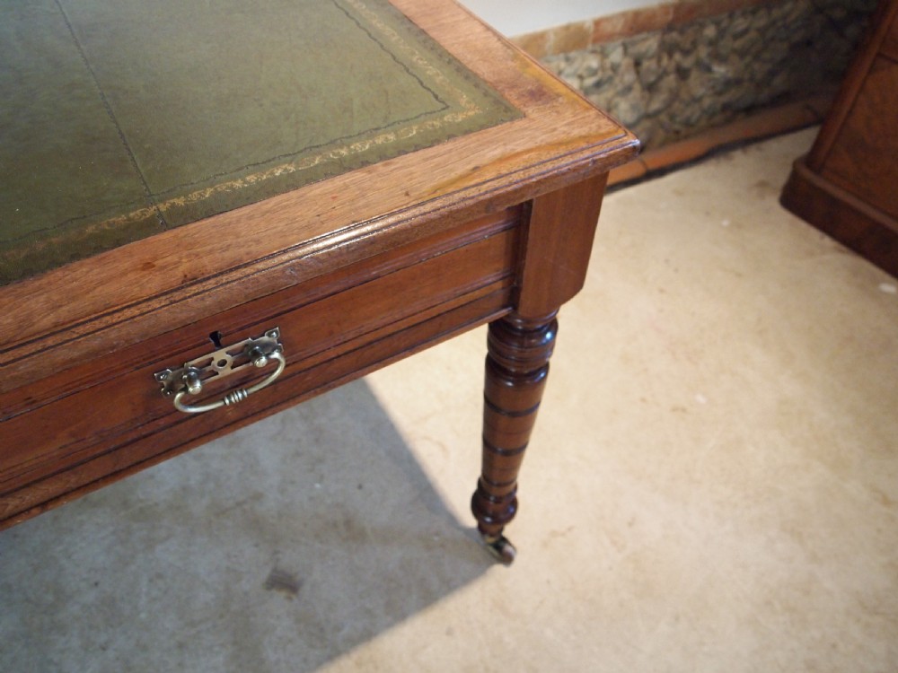 Desk fine Victorian Walnut c1880 View XIII