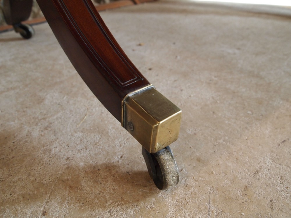 Table Victorian fine Cuban Mahogany sofa table c1840 View V