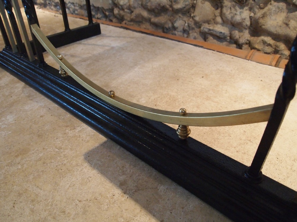 Fender Victorian brass and leather club fire fender c1880 View VII