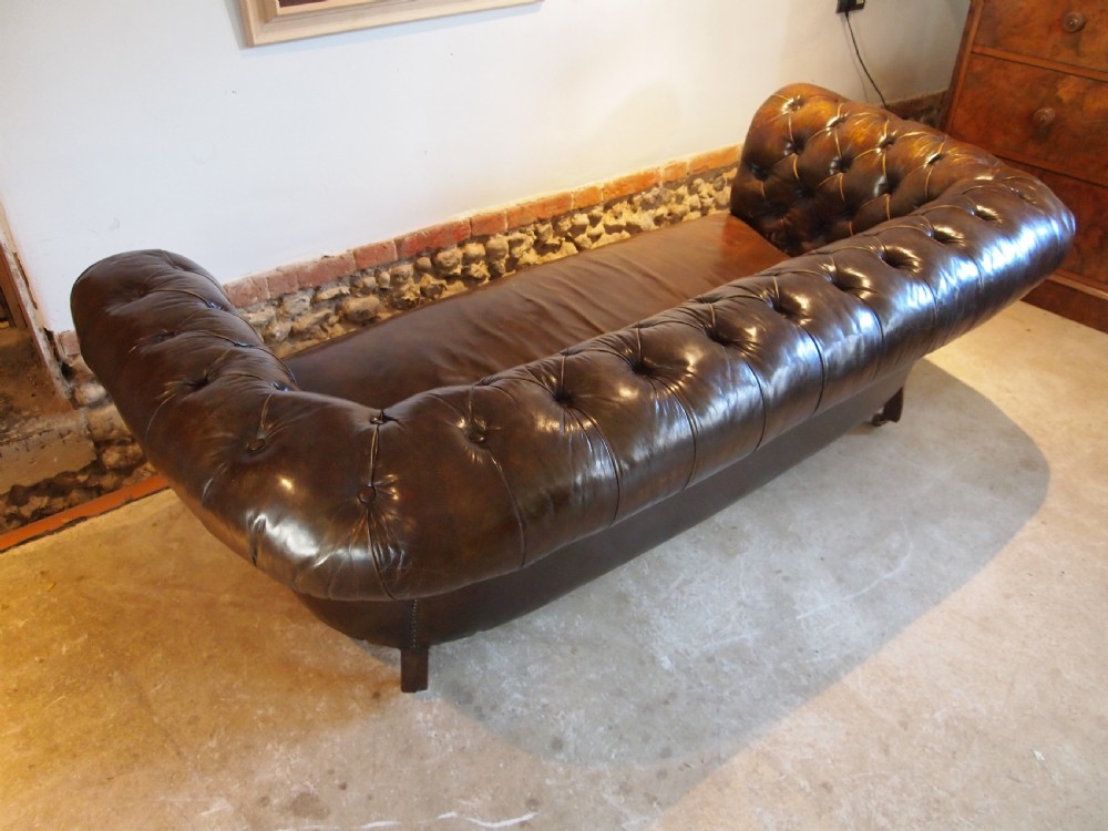 Sofa Settee stunning Victorian leather Chesterfield c1870 View IV