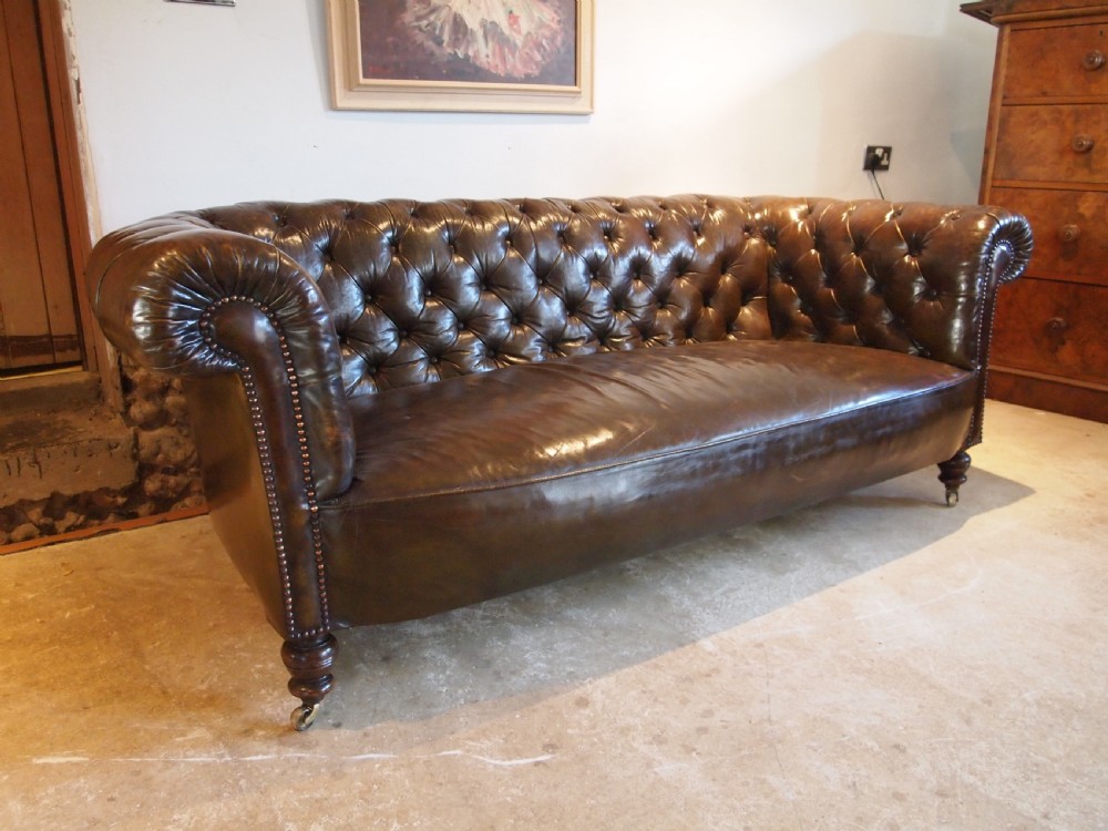 Sofa Settee stunning Victorian leather Chesterfield c1870 View IX
