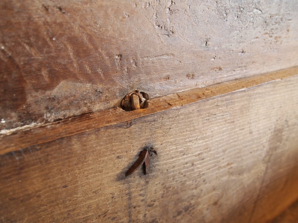 Coffer chest blanket box Spanish Walnut c1700 View VIII