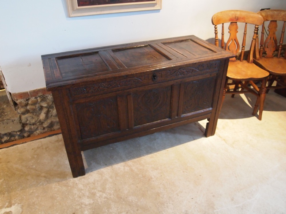 Coffer chest blanket box Queen Anne Oak c1700 View IX