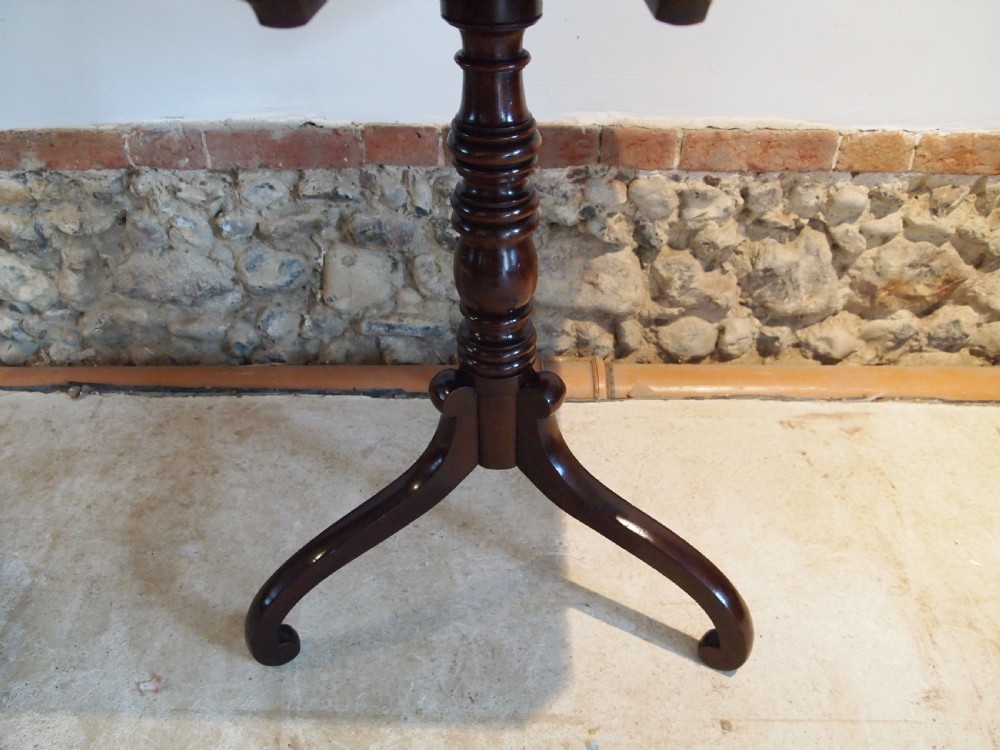Table fine George III lamp wine hall side Cuban Mahogany c1810 View III