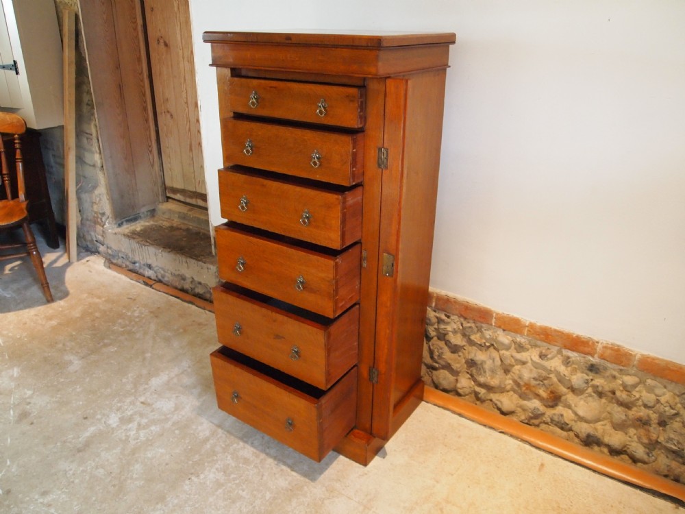 Chest of Drawers Arts and Crafts Oak Wellington chest c1880 View IX