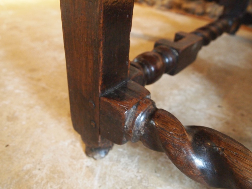 Table Queen Anne Oak gateleg dining farmhouse refectory c1700 View II