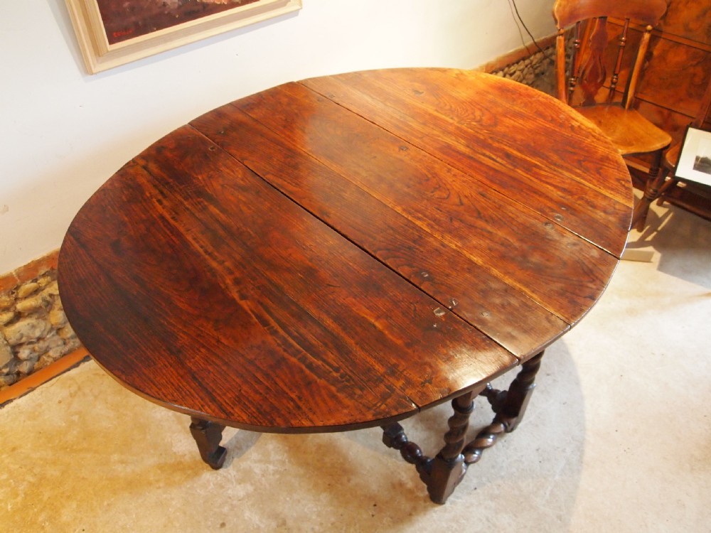 Table Queen Anne Oak gateleg dining farmhouse refectory c1700 View VI