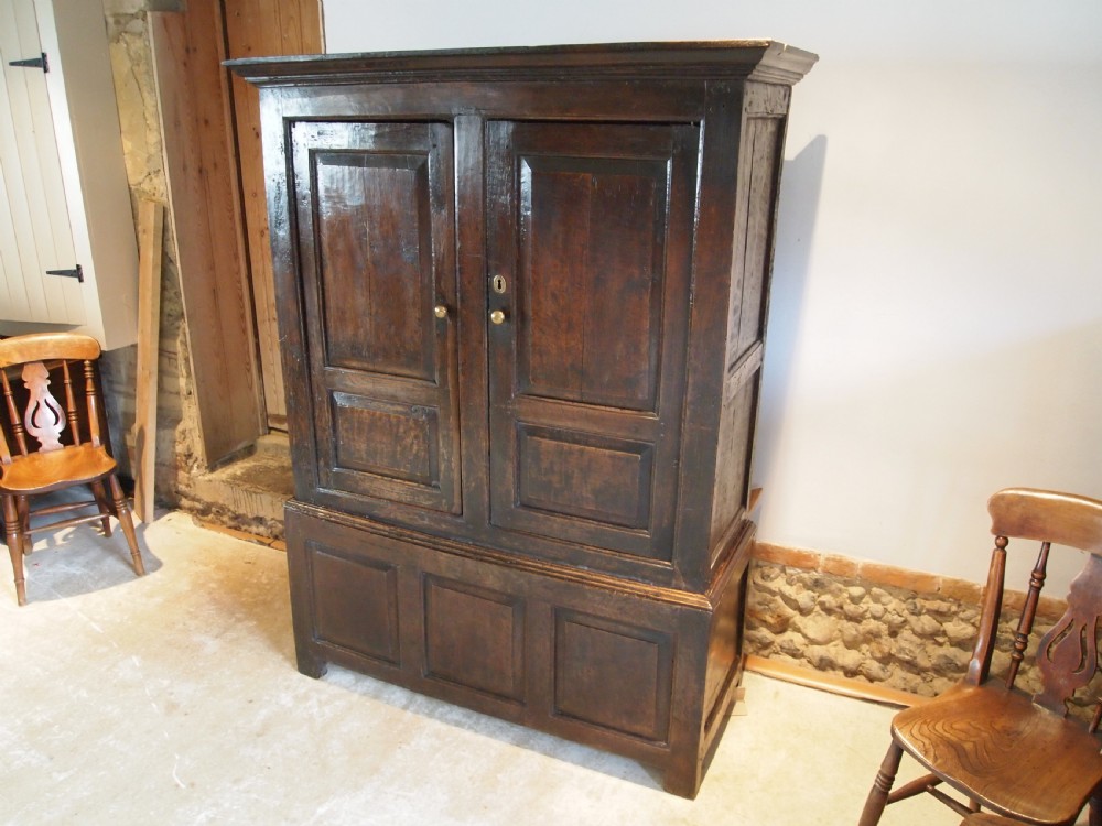 Cupboard wardrobe press Charles II Oak 2 parts c1680 View XIII