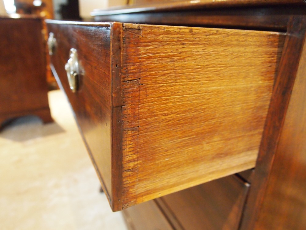Chest of drawers George III Mahogany small size c1800 View VI
