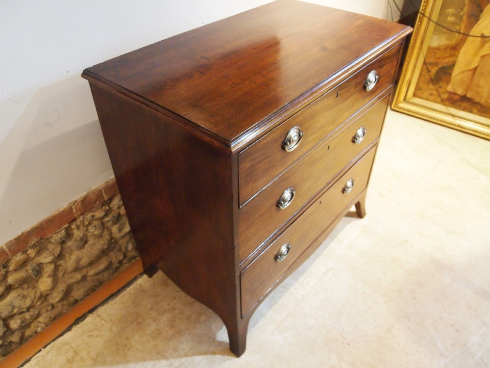 Chest of drawers George III Mahogany small size c1800 View VIII
