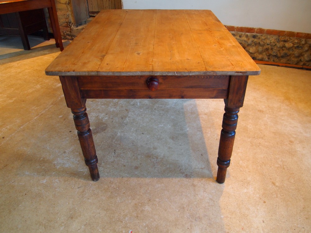 Table Victorian Pine scrub top farmhouse dining table c1880 View IV