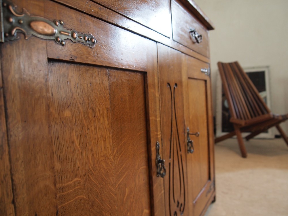 Sideboard dresser Arts and Crafts Oak c1900 View II