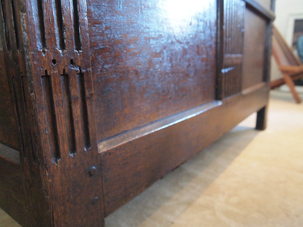 Chest coffer blanket box Queen Anne Oak c1700 View II
