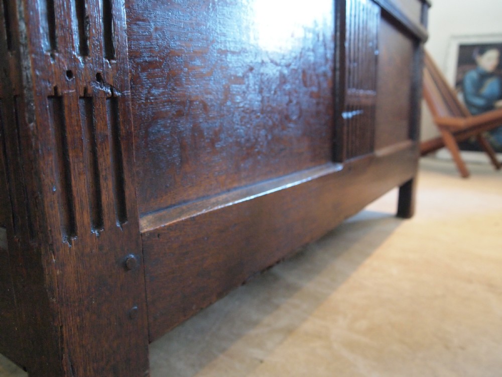 Chest coffer blanket box Queen Anne Oak c1700 View XIII