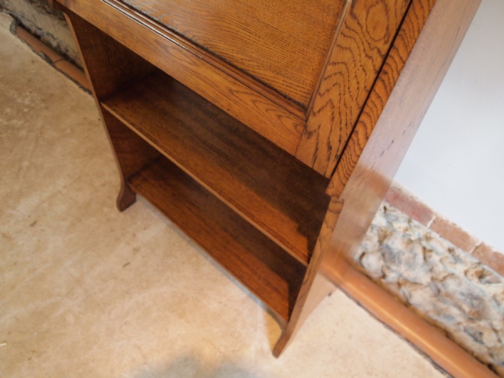 Bureau bookcase Arts and Crafts Oak c1900 View V
