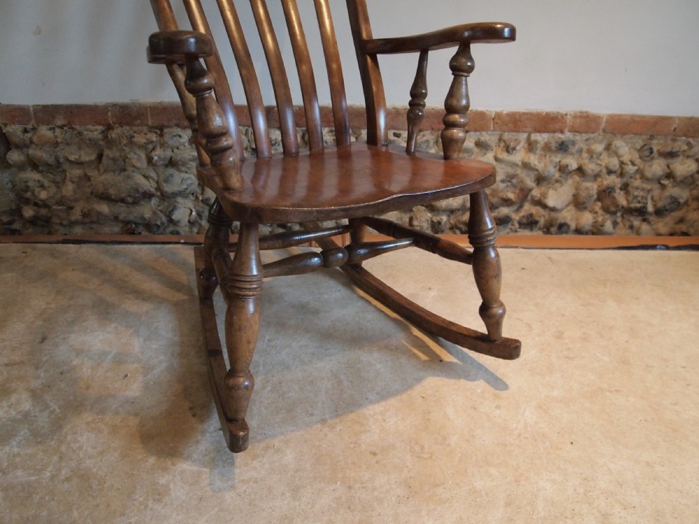Chair rocking chair Victorian Windsor lathe back c1880 View VI