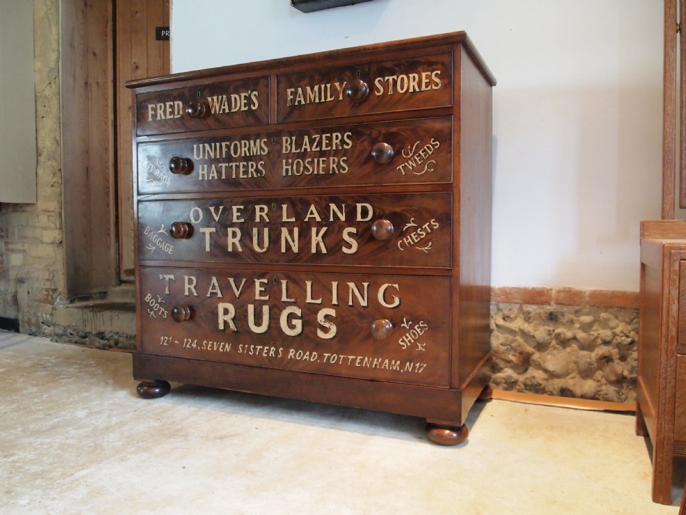 Chest of drawers fine Victorian Mahogany c1860
