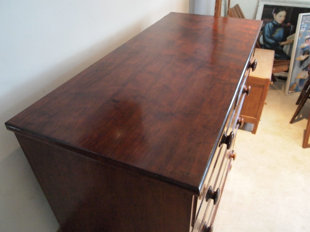 Chest of drawers fine Victorian Mahogany c1860 View II