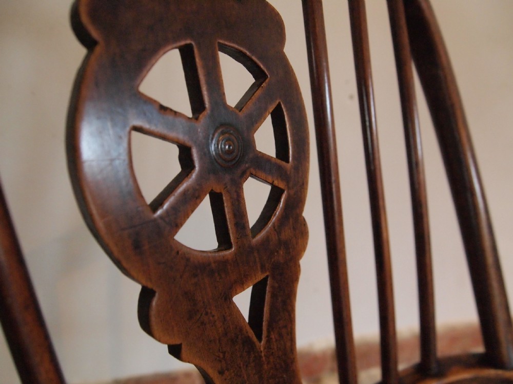 Chair Windsor wheel back Ash Elm George IV c1820 View III