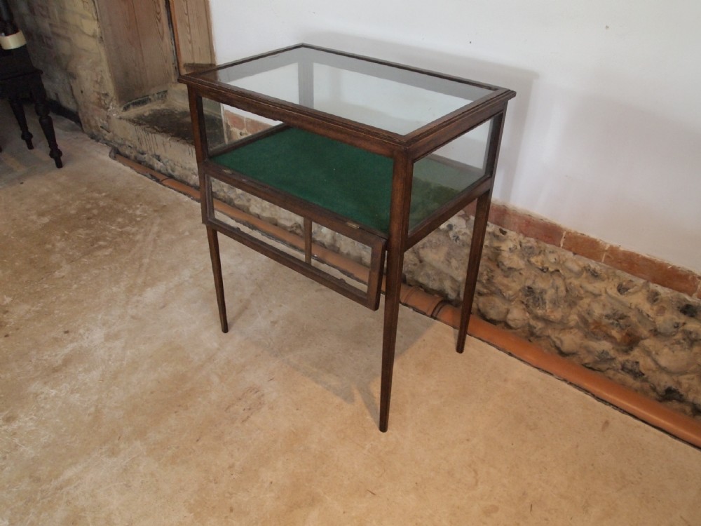Table display bijouterie cabinet Edwardian Oak c1900 View IV