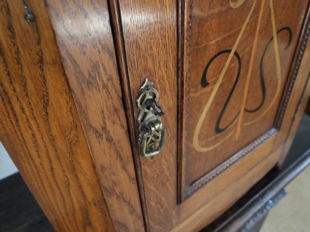 Cupboard corner Arts and Crafts Oak c1900 View IV