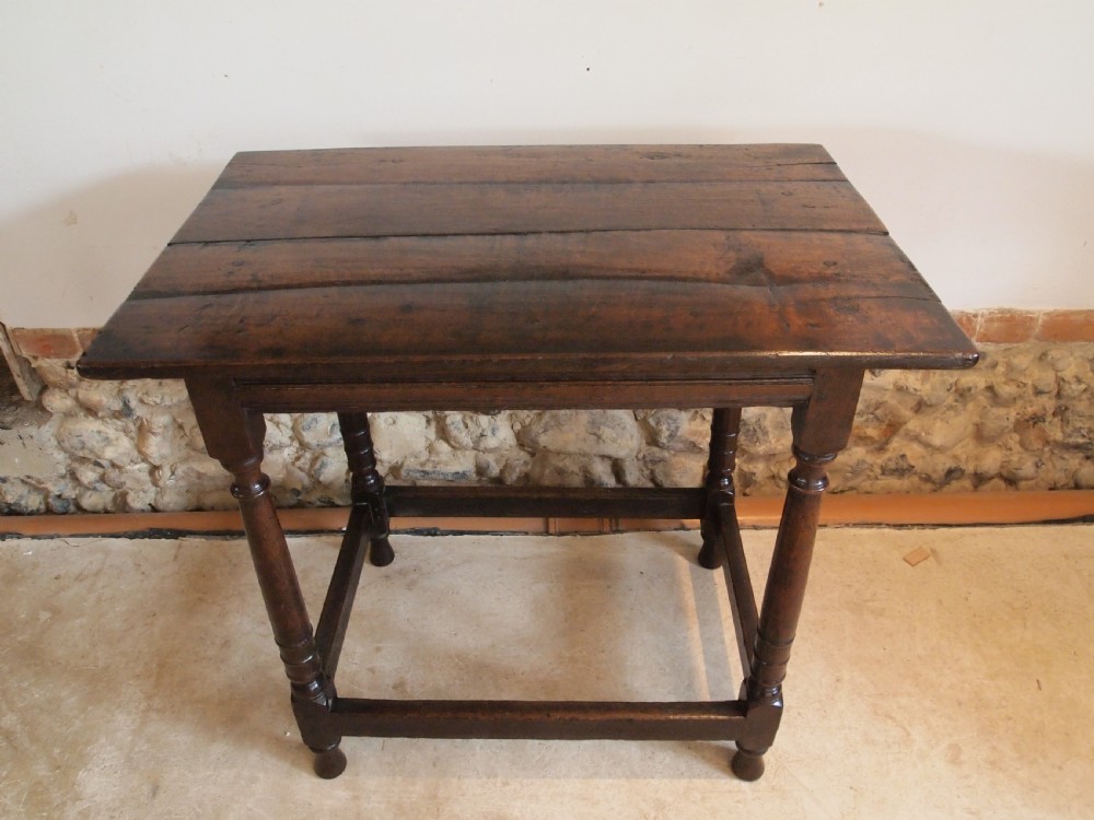 Table Queen Anne Oak side hall lamp c1700 View X