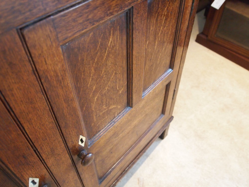 Cupboard dresser sideboard Welsh Oak 2 part George III c1790 View IX