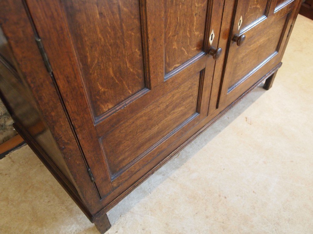 Cupboard dresser sideboard Welsh Oak 2 part George III c1790 View XI