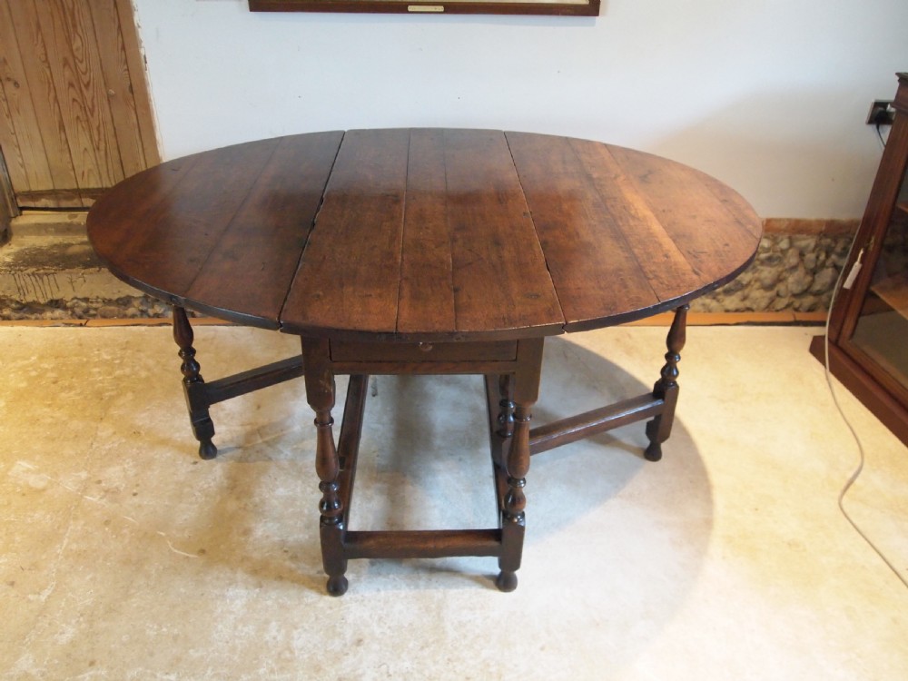 Table Queen Anne Oak gate leg dining table c1700 View XVIII