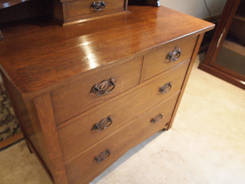 Dressing chest of drawers Arts and Crafts Oak c1900 View VII
