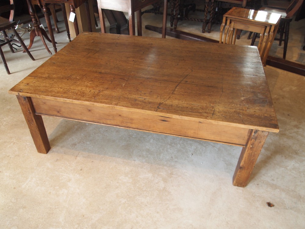 Table coffee table Victorian Pine c1880 View VII