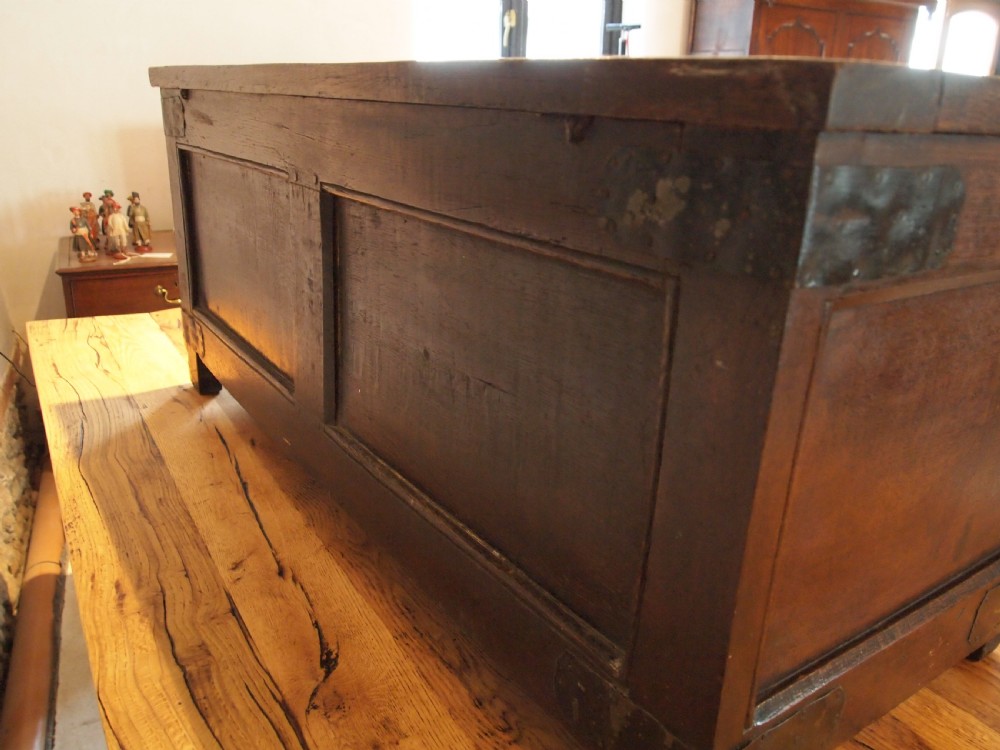 Coffer chest blanket box Queen Anne Oak c1700 View IX