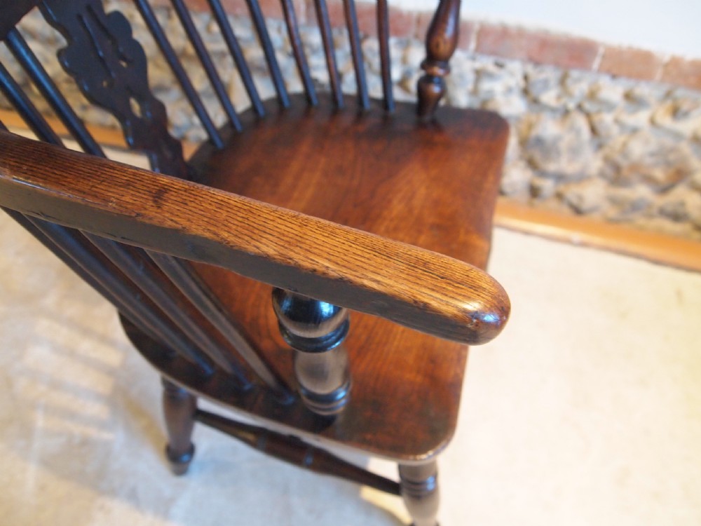 Chair Rare Windsor armchair Ash and Elm c1840 View XII
