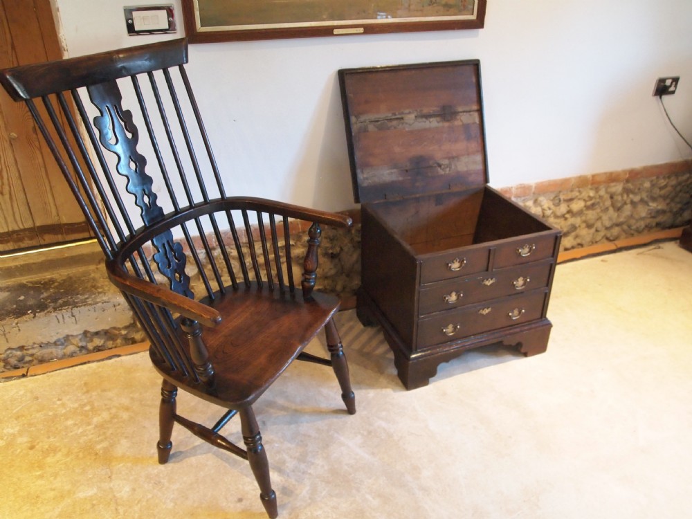 Stool rare George II closed box stool chest of drawers c1750 View XIII