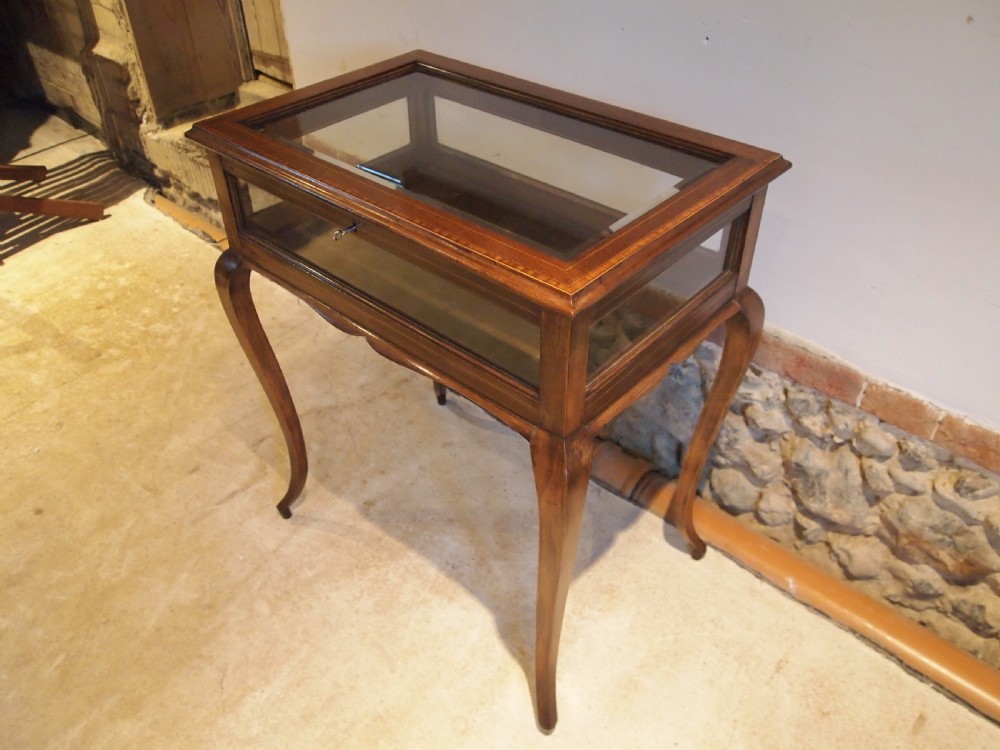 Table display Edwardian Mahogany c1900 View X