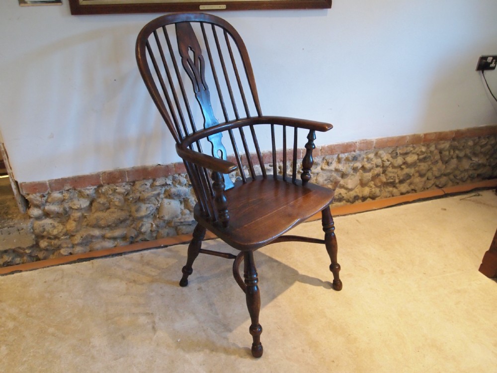 Chair Victorian Windsor Ash and Elm c1840 View IV