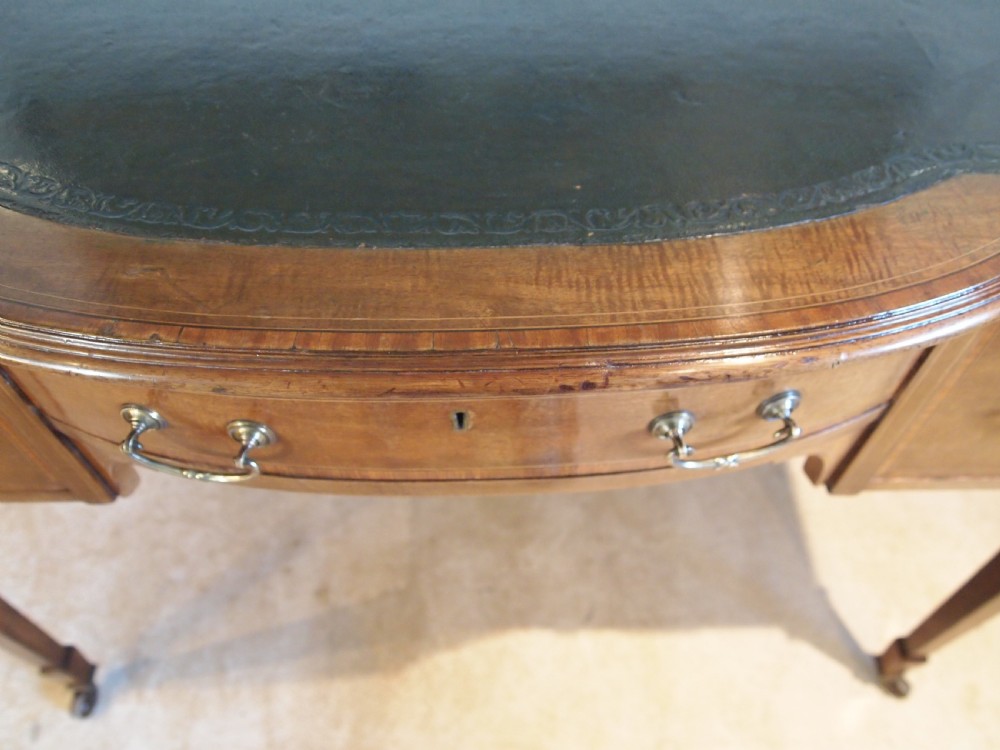 Desk fine quality Edwardian Mahogany inlaid c1900 View X