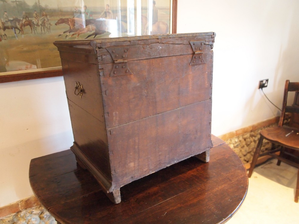 Stool chest box George II Oak c1750 View X