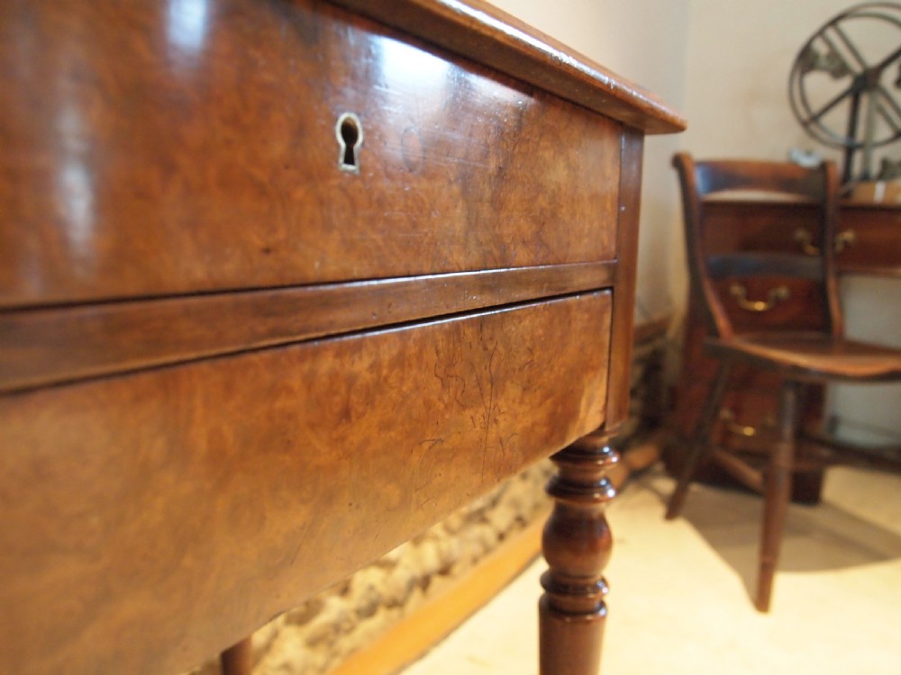 Table hall lamp side console Burr Walnut c1840 View IV