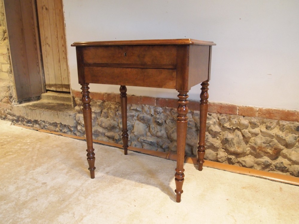 Table hall lamp side console Burr Walnut c1840 View XV