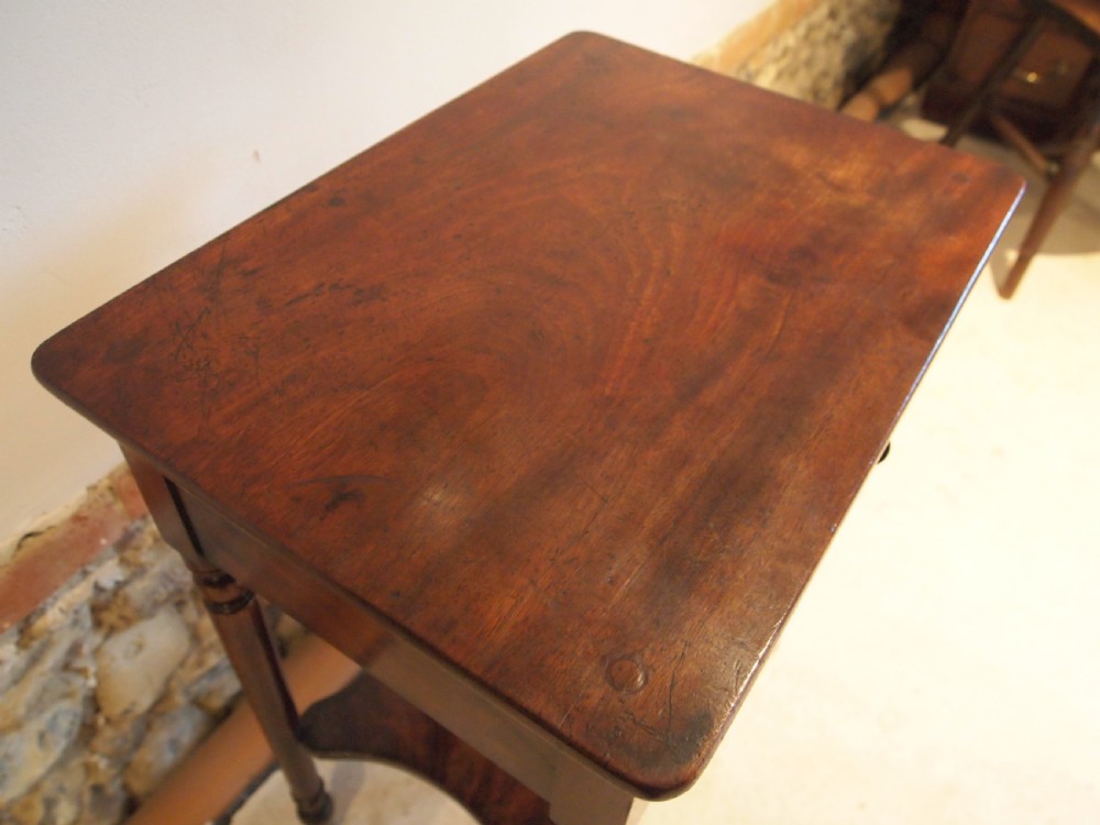 Table George III superb provincial Mahogany side lamp hall c1790 View III