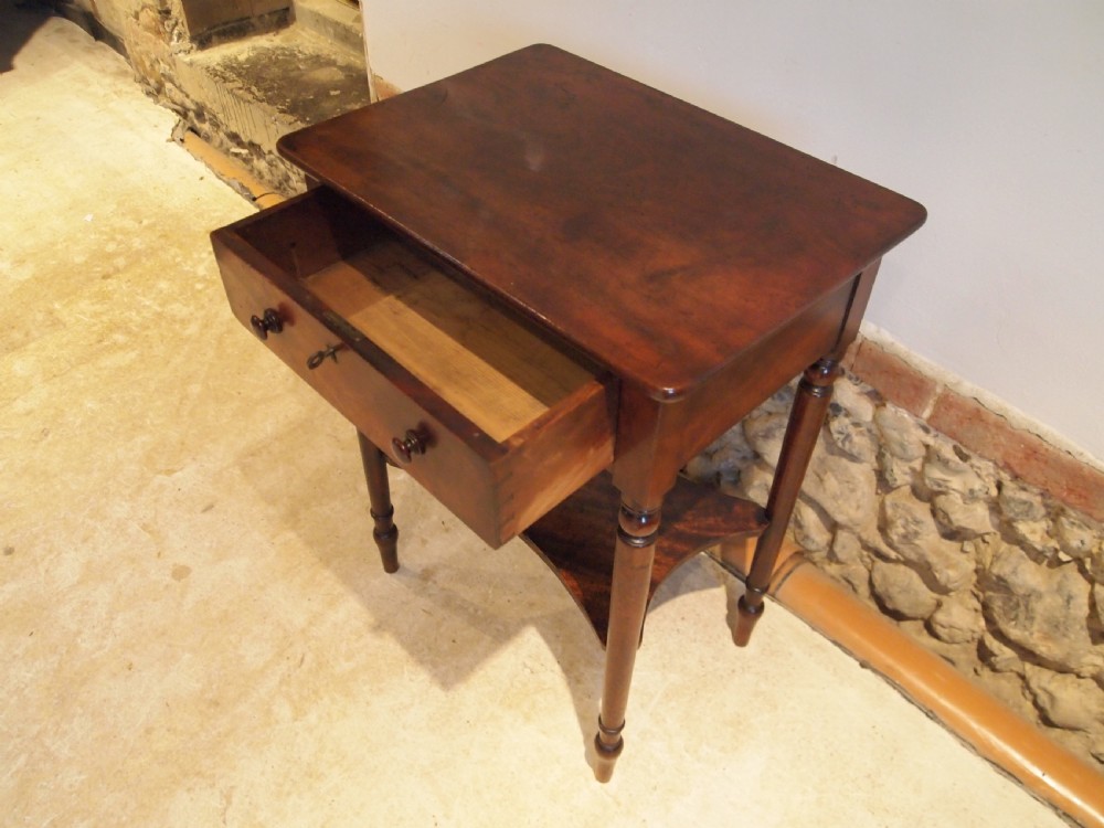 Table George III superb provincial Mahogany side lamp hall c1790 View VIII