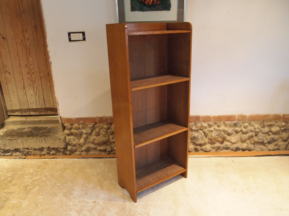 Bookcase manner of Heals Golden Oak c1920 View IX