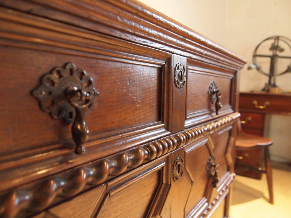 Chest of drawers Queen Anne Oak small c1700 View X