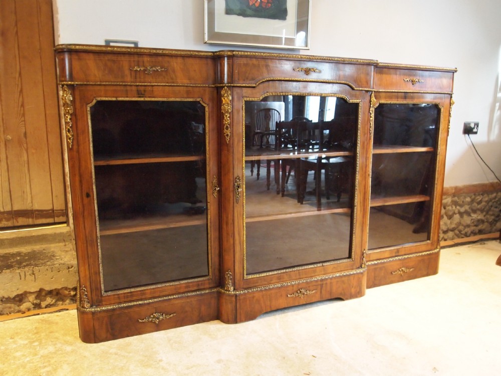 Bookcase credenza display Fine Victorian Walnut c1850 View XII