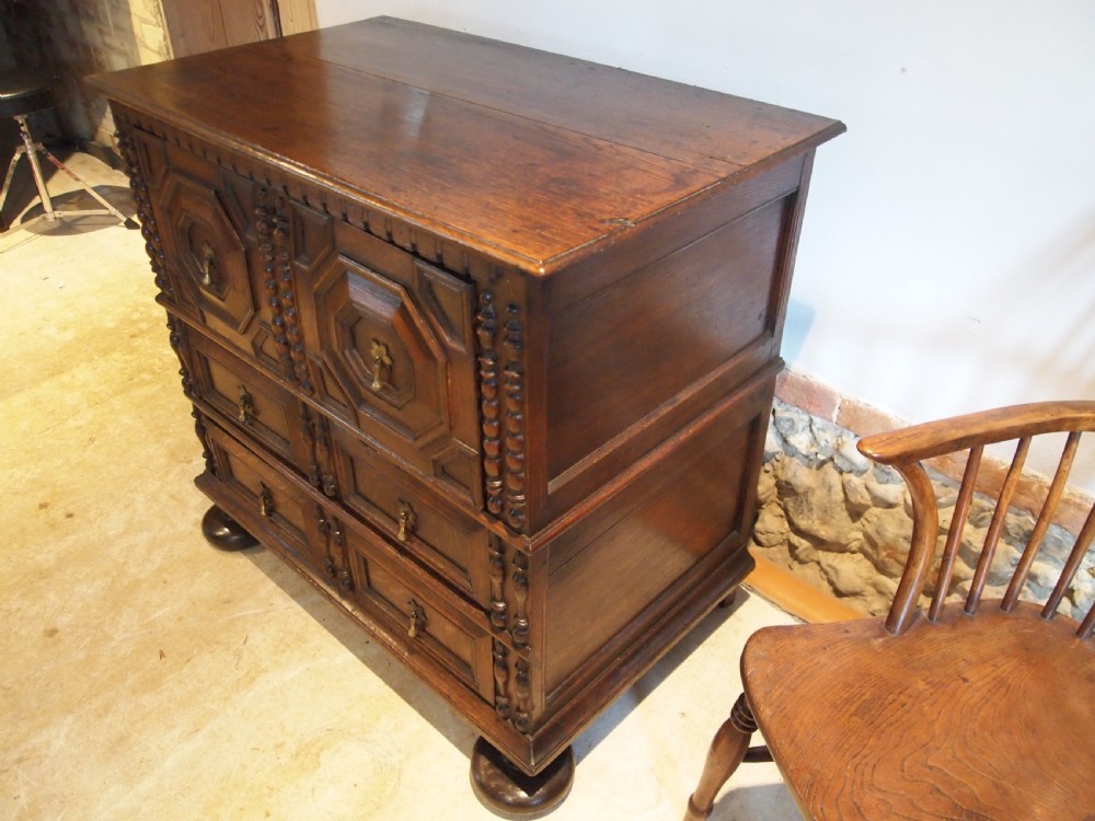 Chest of drawers rare small William and Mary Oak c1690 View VII